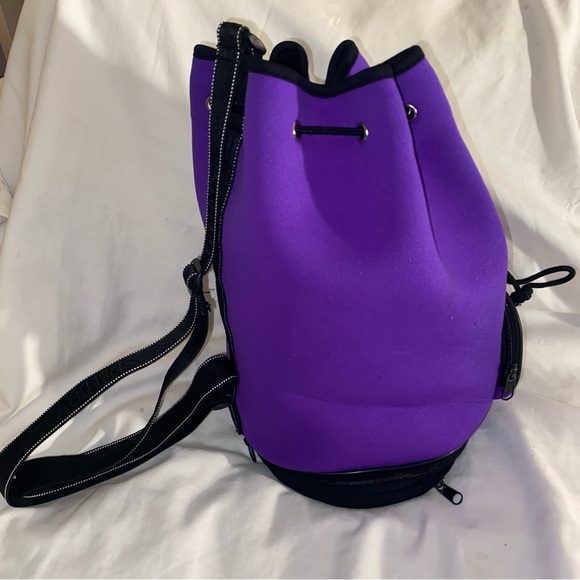 Vintage 90s Speedo Neoprene Wet Sling Backpack Expandable Bag - Picture 4 of 15